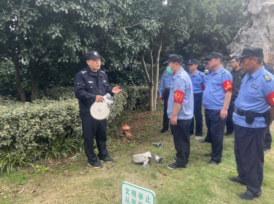 潤州保安公司組織開展各駐點保安隊員 消防演練培訓(xùn)